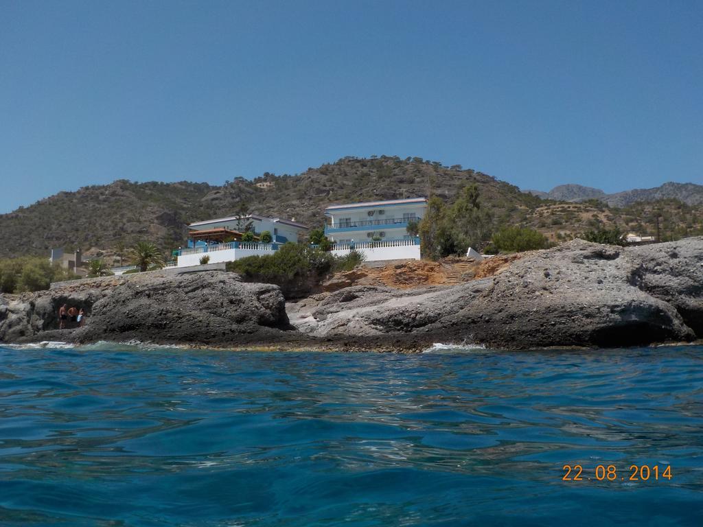 Cypriana Apartments Makrýgialos Exteriör bild